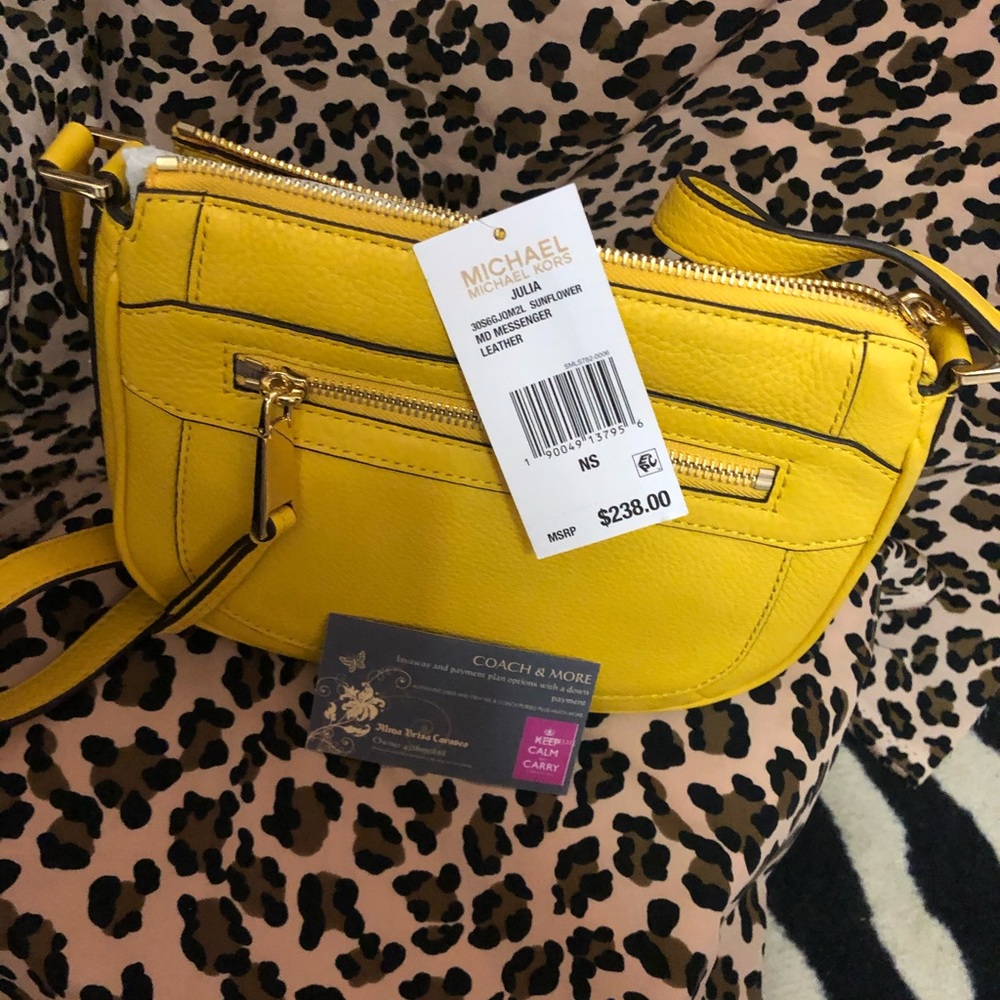 Crossbody - Picture 2 of 4